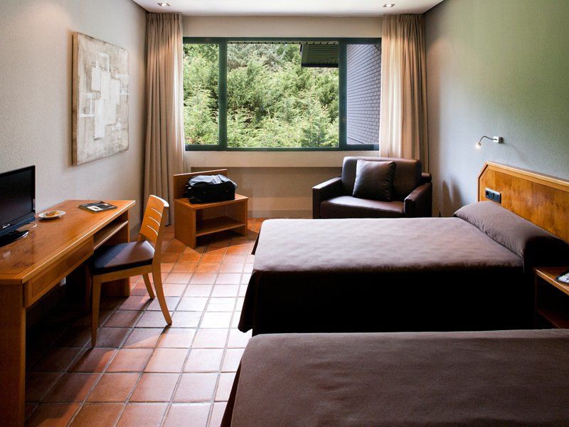 As Hoteles Altube Суйя Экстерьер фото
